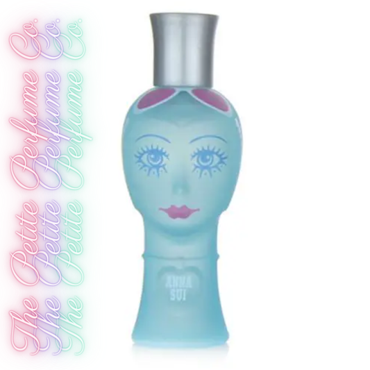 Dolly Girl On The Beach – Anna Sui