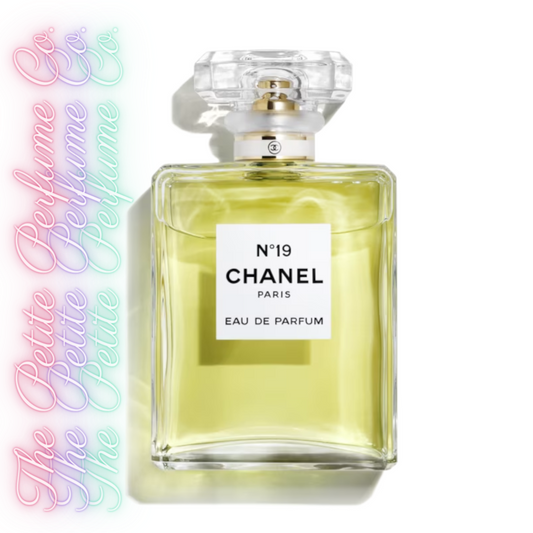 Chanel No. 19 Eau de Parfum – Chanel